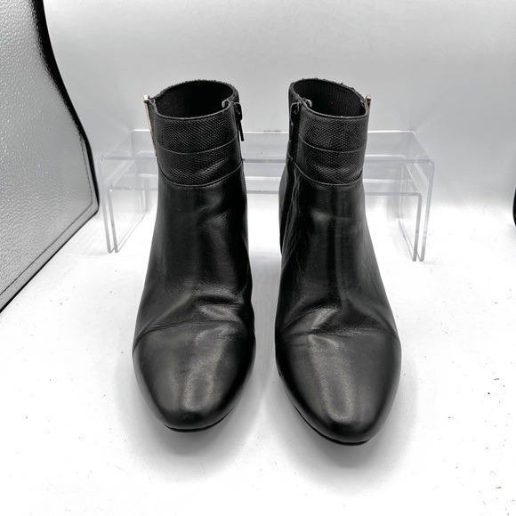 Alfani Step n Flex Palessa Ankle Heeled Bootie Black Leather 8 Side Zip Gold Bar - Picture 4 of 10